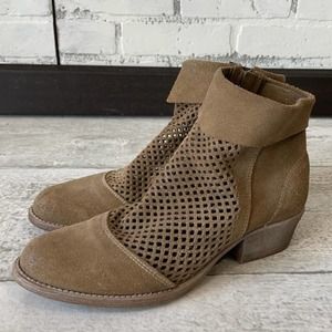 ROAN Tan Leather Ankle Boot Bootie size 9 Round Toe